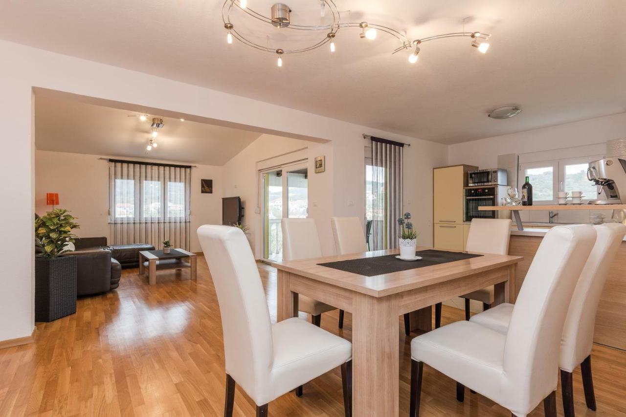 Apartment Natalie Sea View With 3 Bedrooms And Everything Is Air-Conditioned Sali Esterno foto