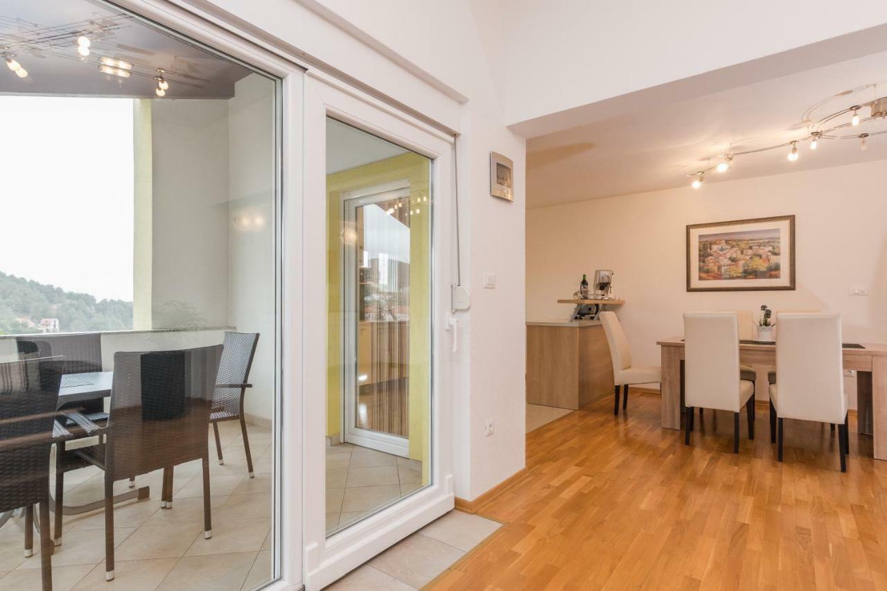 Apartment Natalie Sea View With 3 Bedrooms And Everything Is Air-Conditioned Sali Esterno foto
